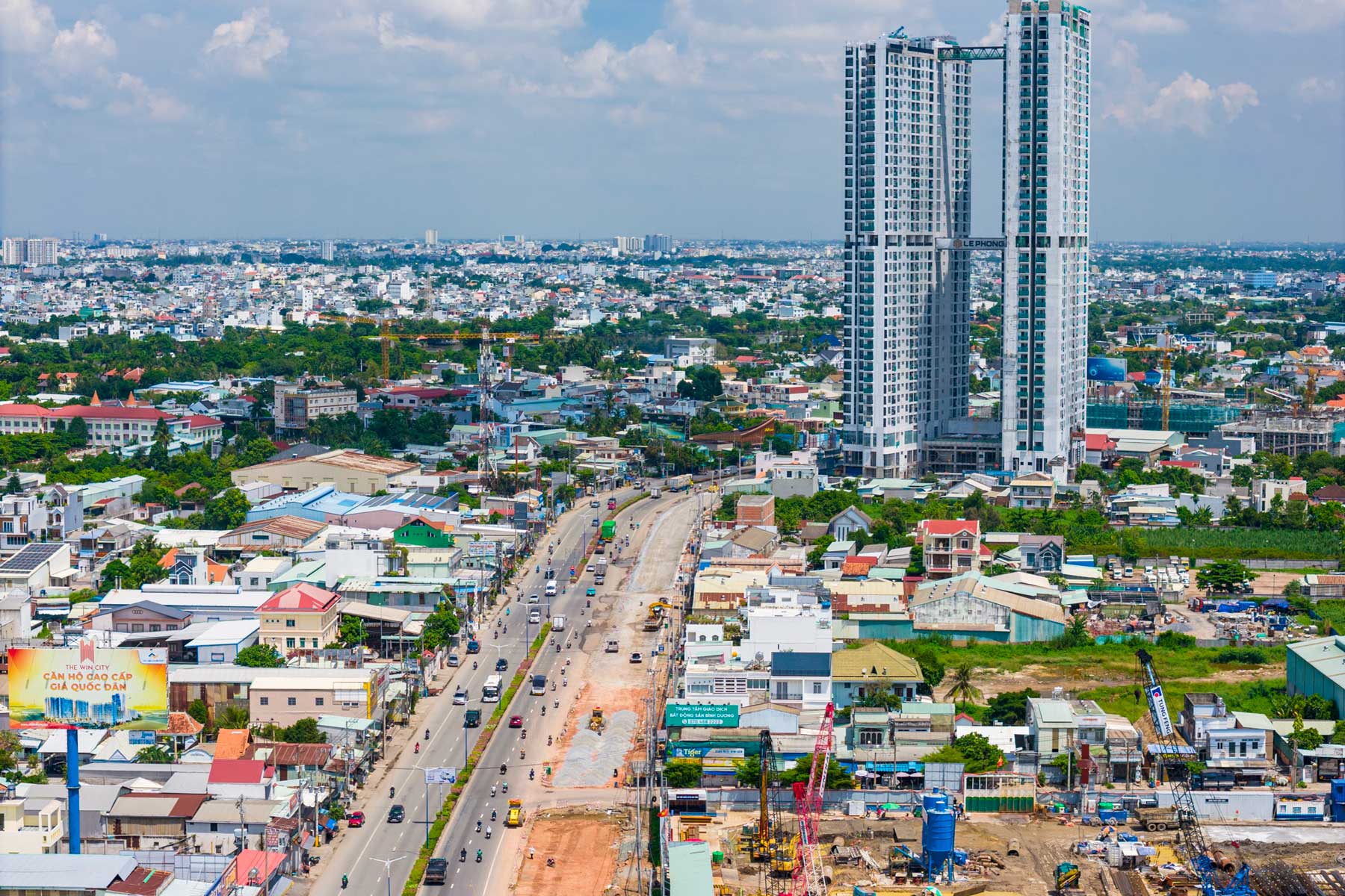 Bất động sản dọc Quốc lộ 13